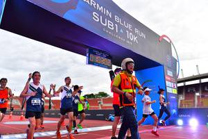 BIB: 201
                            <button type="button" onclick="openModal(4624005)" class="btn btn-primary btn-sm float-right btn-popup" data-toggle="modal" data-target=".modal-high-quality">
                        <i class="fas fa-shopping-cart"></i> Add to Cart
                    </button>
                                            <button type="button" onclick="isThisMe(4624005, true)" class="btn btn-success btn-sm float-right btn-popup btn-isme hidden" data-toggle="tooltip" data-placement="bottom" title="นี่คือรูปของคุณใช่ไหม คลิกที่นี่เพื่อเอาเข้าอัลบั้ม">
                        <i class="fas fa-plus"></i> Add to album
                    </button>
                    <button type="button" onclick="isThisMe(4624005, false)" class="btn btn-warning btn-sm float-right btn-popup btn-isnotme hidden">
                        <i class="fas fa-ban"></i> Remove from album
                    </button>