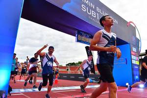 BIB: 110
                            <button type="button" onclick="openModal(4626149)" class="btn btn-primary btn-sm float-right btn-popup" data-toggle="modal" data-target=".modal-high-quality">
                        <i class="fas fa-shopping-cart"></i> Add to Cart
                    </button>
                                            <button type="button" onclick="isThisMe(4626149, true)" class="btn btn-success btn-sm float-right btn-popup btn-isme hidden" data-toggle="tooltip" data-placement="bottom" title="นี่คือรูปของคุณใช่ไหม คลิกที่นี่เพื่อเอาเข้าอัลบั้ม">
                        <i class="fas fa-plus"></i> Add to album
                    </button>
                    <button type="button" onclick="isThisMe(4626149, false)" class="btn btn-warning btn-sm float-right btn-popup btn-isnotme hidden">
                        <i class="fas fa-ban"></i> Remove from album
                    </button>