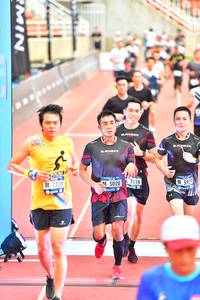 BIB: 7720, 5020, 7826
                            <button type="button" onclick="openModal(4619137)" class="btn btn-primary btn-sm float-right btn-popup" data-toggle="modal" data-target=".modal-high-quality">
                        <i class="fas fa-shopping-cart"></i> Add to Cart
                    </button>
                                            <button type="button" onclick="isThisMe(4619137, true)" class="btn btn-success btn-sm float-right btn-popup btn-isme hidden" data-toggle="tooltip" data-placement="bottom" title="นี่คือรูปของคุณใช่ไหม คลิกที่นี่เพื่อเอาเข้าอัลบั้ม">
                        <i class="fas fa-plus"></i> Add to album
                    </button>
                    <button type="button" onclick="isThisMe(4619137, false)" class="btn btn-warning btn-sm float-right btn-popup btn-isnotme hidden">
                        <i class="fas fa-ban"></i> Remove from album
                    </button>