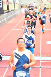 BIB: 8442, 710
                            <button type="button" onclick="openModal(4619921)" class="btn btn-primary btn-sm float-right btn-popup" data-toggle="modal" data-target=".modal-high-quality">
                        <i class="fas fa-shopping-cart"></i> Add to Cart
                    </button>
                                            <button type="button" onclick="isThisMe(4619921, true)" class="btn btn-success btn-sm float-right btn-popup btn-isme hidden" data-toggle="tooltip" data-placement="bottom" title="นี่คือรูปของคุณใช่ไหม คลิกที่นี่เพื่อเอาเข้าอัลบั้ม">
                        <i class="fas fa-plus"></i> Add to album
                    </button>
                    <button type="button" onclick="isThisMe(4619921, false)" class="btn btn-warning btn-sm float-right btn-popup btn-isnotme hidden">
                        <i class="fas fa-ban"></i> Remove from album
                    </button>