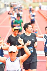 BIB: 8287
                            <button type="button" onclick="openModal(4620204)" class="btn btn-primary btn-sm float-right btn-popup" data-toggle="modal" data-target=".modal-high-quality">
                        <i class="fas fa-shopping-cart"></i> Add to Cart
                    </button>
                                            <button type="button" onclick="isThisMe(4620204, true)" class="btn btn-success btn-sm float-right btn-popup btn-isme hidden" data-toggle="tooltip" data-placement="bottom" title="นี่คือรูปของคุณใช่ไหม คลิกที่นี่เพื่อเอาเข้าอัลบั้ม">
                        <i class="fas fa-plus"></i> Add to album
                    </button>
                    <button type="button" onclick="isThisMe(4620204, false)" class="btn btn-warning btn-sm float-right btn-popup btn-isnotme hidden">
                        <i class="fas fa-ban"></i> Remove from album
                    </button>