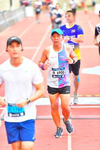 BIB: 6900, 1768
                            <button type="button" onclick="openModal(4618390)" class="btn btn-primary btn-sm float-right btn-popup" data-toggle="modal" data-target=".modal-high-quality">
                        <i class="fas fa-shopping-cart"></i> Add to Cart
                    </button>
                                            <button type="button" onclick="isThisMe(4618390, true)" class="btn btn-success btn-sm float-right btn-popup btn-isme hidden" data-toggle="tooltip" data-placement="bottom" title="นี่คือรูปของคุณใช่ไหม คลิกที่นี่เพื่อเอาเข้าอัลบั้ม">
                        <i class="fas fa-plus"></i> Add to album
                    </button>
                    <button type="button" onclick="isThisMe(4618390, false)" class="btn btn-warning btn-sm float-right btn-popup btn-isnotme hidden">
                        <i class="fas fa-ban"></i> Remove from album
                    </button>