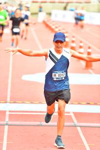 BIB: 8217
                            <button type="button" onclick="openModal(4621743)" class="btn btn-primary btn-sm float-right btn-popup" data-toggle="modal" data-target=".modal-high-quality">
                        <i class="fas fa-shopping-cart"></i> Add to Cart
                    </button>
                                            <button type="button" onclick="isThisMe(4621743, true)" class="btn btn-success btn-sm float-right btn-popup btn-isme hidden" data-toggle="tooltip" data-placement="bottom" title="นี่คือรูปของคุณใช่ไหม คลิกที่นี่เพื่อเอาเข้าอัลบั้ม">
                        <i class="fas fa-plus"></i> Add to album
                    </button>
                    <button type="button" onclick="isThisMe(4621743, false)" class="btn btn-warning btn-sm float-right btn-popup btn-isnotme hidden">
                        <i class="fas fa-ban"></i> Remove from album
                    </button>