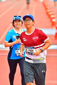 BIB: 7006
                            <button type="button" onclick="openModal(4591438)" class="btn btn-primary btn-sm float-right btn-popup" data-toggle="modal" data-target=".modal-high-quality">
                        <i class="fas fa-shopping-cart"></i> Add to Cart
                    </button>
                                            <button type="button" onclick="isThisMe(4591438, true)" class="btn btn-success btn-sm float-right btn-popup btn-isme hidden" data-toggle="tooltip" data-placement="bottom" title="นี่คือรูปของคุณใช่ไหม คลิกที่นี่เพื่อเอาเข้าอัลบั้ม">
                        <i class="fas fa-plus"></i> Add to album
                    </button>
                    <button type="button" onclick="isThisMe(4591438, false)" class="btn btn-warning btn-sm float-right btn-popup btn-isnotme hidden">
                        <i class="fas fa-ban"></i> Remove from album
                    </button>