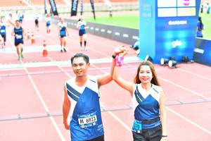 BIB: 6923, 2370
                            <button type="button" onclick="openModal(4623284)" class="btn btn-primary btn-sm float-right btn-popup" data-toggle="modal" data-target=".modal-high-quality">
                        <i class="fas fa-shopping-cart"></i> Add to Cart
                    </button>
                                            <button type="button" onclick="isThisMe(4623284, true)" class="btn btn-success btn-sm float-right btn-popup btn-isme hidden" data-toggle="tooltip" data-placement="bottom" title="นี่คือรูปของคุณใช่ไหม คลิกที่นี่เพื่อเอาเข้าอัลบั้ม">
                        <i class="fas fa-plus"></i> Add to album
                    </button>
                    <button type="button" onclick="isThisMe(4623284, false)" class="btn btn-warning btn-sm float-right btn-popup btn-isnotme hidden">
                        <i class="fas fa-ban"></i> Remove from album
                    </button>