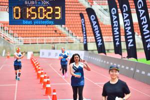 BIB: 201, 5023
                            <button type="button" onclick="openModal(4593155)" class="btn btn-primary btn-sm float-right btn-popup" data-toggle="modal" data-target=".modal-high-quality">
                        <i class="fas fa-shopping-cart"></i> Add to Cart
                    </button>
                                            <button type="button" onclick="isThisMe(4593155, true)" class="btn btn-success btn-sm float-right btn-popup btn-isme hidden" data-toggle="tooltip" data-placement="bottom" title="นี่คือรูปของคุณใช่ไหม คลิกที่นี่เพื่อเอาเข้าอัลบั้ม">
                        <i class="fas fa-plus"></i> Add to album
                    </button>
                    <button type="button" onclick="isThisMe(4593155, false)" class="btn btn-warning btn-sm float-right btn-popup btn-isnotme hidden">
                        <i class="fas fa-ban"></i> Remove from album
                    </button>