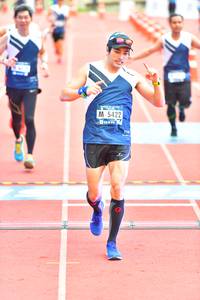 BIB: 5422
                            <button type="button" onclick="openModal(4622476)" class="btn btn-primary btn-sm float-right btn-popup" data-toggle="modal" data-target=".modal-high-quality">
                        <i class="fas fa-shopping-cart"></i> Add to Cart
                    </button>
                                            <button type="button" onclick="isThisMe(4622476, true)" class="btn btn-success btn-sm float-right btn-popup btn-isme hidden" data-toggle="tooltip" data-placement="bottom" title="นี่คือรูปของคุณใช่ไหม คลิกที่นี่เพื่อเอาเข้าอัลบั้ม">
                        <i class="fas fa-plus"></i> Add to album
                    </button>
                    <button type="button" onclick="isThisMe(4622476, false)" class="btn btn-warning btn-sm float-right btn-popup btn-isnotme hidden">
                        <i class="fas fa-ban"></i> Remove from album
                    </button>