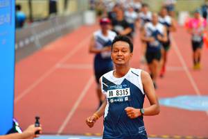 BIB: 8315
                            <button type="button" onclick="openModal(4602290)" class="btn btn-primary btn-sm float-right btn-popup" data-toggle="modal" data-target=".modal-high-quality">
                        <i class="fas fa-shopping-cart"></i> Add to Cart
                    </button>
                                            <button type="button" onclick="isThisMe(4602290, true)" class="btn btn-success btn-sm float-right btn-popup btn-isme hidden" data-toggle="tooltip" data-placement="bottom" title="นี่คือรูปของคุณใช่ไหม คลิกที่นี่เพื่อเอาเข้าอัลบั้ม">
                        <i class="fas fa-plus"></i> Add to album
                    </button>
                    <button type="button" onclick="isThisMe(4602290, false)" class="btn btn-warning btn-sm float-right btn-popup btn-isnotme hidden">
                        <i class="fas fa-ban"></i> Remove from album
                    </button>