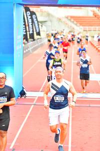 BIB: 7227, 6585
                            <button type="button" onclick="openModal(4617019)" class="btn btn-primary btn-sm float-right btn-popup" data-toggle="modal" data-target=".modal-high-quality">
                        <i class="fas fa-shopping-cart"></i> Add to Cart
                    </button>
                                            <button type="button" onclick="isThisMe(4617019, true)" class="btn btn-success btn-sm float-right btn-popup btn-isme hidden" data-toggle="tooltip" data-placement="bottom" title="นี่คือรูปของคุณใช่ไหม คลิกที่นี่เพื่อเอาเข้าอัลบั้ม">
                        <i class="fas fa-plus"></i> Add to album
                    </button>
                    <button type="button" onclick="isThisMe(4617019, false)" class="btn btn-warning btn-sm float-right btn-popup btn-isnotme hidden">
                        <i class="fas fa-ban"></i> Remove from album
                    </button>