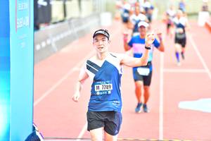 BIB: 7789
                            <button type="button" onclick="openModal(4623418)" class="btn btn-primary btn-sm float-right btn-popup" data-toggle="modal" data-target=".modal-high-quality">
                        <i class="fas fa-shopping-cart"></i> Add to Cart
                    </button>
                                            <button type="button" onclick="isThisMe(4623418, true)" class="btn btn-success btn-sm float-right btn-popup btn-isme hidden" data-toggle="tooltip" data-placement="bottom" title="นี่คือรูปของคุณใช่ไหม คลิกที่นี่เพื่อเอาเข้าอัลบั้ม">
                        <i class="fas fa-plus"></i> Add to album
                    </button>
                    <button type="button" onclick="isThisMe(4623418, false)" class="btn btn-warning btn-sm float-right btn-popup btn-isnotme hidden">
                        <i class="fas fa-ban"></i> Remove from album
                    </button>