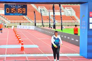 BIB: 1717
                            <button type="button" onclick="openModal(4582787)" class="btn btn-primary btn-sm float-right btn-popup" data-toggle="modal" data-target=".modal-high-quality">
                        <i class="fas fa-shopping-cart"></i> Add to Cart
                    </button>
                                            <button type="button" onclick="isThisMe(4582787, true)" class="btn btn-success btn-sm float-right btn-popup btn-isme hidden" data-toggle="tooltip" data-placement="bottom" title="นี่คือรูปของคุณใช่ไหม คลิกที่นี่เพื่อเอาเข้าอัลบั้ม">
                        <i class="fas fa-plus"></i> Add to album
                    </button>
                    <button type="button" onclick="isThisMe(4582787, false)" class="btn btn-warning btn-sm float-right btn-popup btn-isnotme hidden">
                        <i class="fas fa-ban"></i> Remove from album
                    </button>