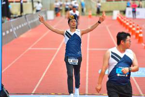 BIB: 6837
                            <button type="button" onclick="openModal(4587416)" class="btn btn-primary btn-sm float-right btn-popup" data-toggle="modal" data-target=".modal-high-quality">
                        <i class="fas fa-shopping-cart"></i> Add to Cart
                    </button>
                                            <button type="button" onclick="isThisMe(4587416, true)" class="btn btn-success btn-sm float-right btn-popup btn-isme hidden" data-toggle="tooltip" data-placement="bottom" title="นี่คือรูปของคุณใช่ไหม คลิกที่นี่เพื่อเอาเข้าอัลบั้ม">
                        <i class="fas fa-plus"></i> Add to album
                    </button>
                    <button type="button" onclick="isThisMe(4587416, false)" class="btn btn-warning btn-sm float-right btn-popup btn-isnotme hidden">
                        <i class="fas fa-ban"></i> Remove from album
                    </button>