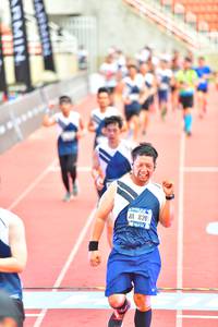 BIB: 820
                            <button type="button" onclick="openModal(4617925)" class="btn btn-primary btn-sm float-right btn-popup" data-toggle="modal" data-target=".modal-high-quality">
                        <i class="fas fa-shopping-cart"></i> Add to Cart
                    </button>
                                            <button type="button" onclick="isThisMe(4617925, true)" class="btn btn-success btn-sm float-right btn-popup btn-isme hidden" data-toggle="tooltip" data-placement="bottom" title="นี่คือรูปของคุณใช่ไหม คลิกที่นี่เพื่อเอาเข้าอัลบั้ม">
                        <i class="fas fa-plus"></i> Add to album
                    </button>
                    <button type="button" onclick="isThisMe(4617925, false)" class="btn btn-warning btn-sm float-right btn-popup btn-isnotme hidden">
                        <i class="fas fa-ban"></i> Remove from album
                    </button>