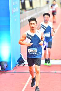 BIB: 6191
                            <button type="button" onclick="openModal(4618343)" class="btn btn-primary btn-sm float-right btn-popup" data-toggle="modal" data-target=".modal-high-quality">
                        <i class="fas fa-shopping-cart"></i> Add to Cart
                    </button>
                                            <button type="button" onclick="isThisMe(4618343, true)" class="btn btn-success btn-sm float-right btn-popup btn-isme hidden" data-toggle="tooltip" data-placement="bottom" title="นี่คือรูปของคุณใช่ไหม คลิกที่นี่เพื่อเอาเข้าอัลบั้ม">
                        <i class="fas fa-plus"></i> Add to album
                    </button>
                    <button type="button" onclick="isThisMe(4618343, false)" class="btn btn-warning btn-sm float-right btn-popup btn-isnotme hidden">
                        <i class="fas fa-ban"></i> Remove from album
                    </button>