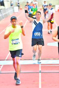 BIB: 6772, 5406
                            <button type="button" onclick="openModal(4618473)" class="btn btn-primary btn-sm float-right btn-popup" data-toggle="modal" data-target=".modal-high-quality">
                        <i class="fas fa-shopping-cart"></i> Add to Cart
                    </button>
                                            <button type="button" onclick="isThisMe(4618473, true)" class="btn btn-success btn-sm float-right btn-popup btn-isme hidden" data-toggle="tooltip" data-placement="bottom" title="นี่คือรูปของคุณใช่ไหม คลิกที่นี่เพื่อเอาเข้าอัลบั้ม">
                        <i class="fas fa-plus"></i> Add to album
                    </button>
                    <button type="button" onclick="isThisMe(4618473, false)" class="btn btn-warning btn-sm float-right btn-popup btn-isnotme hidden">
                        <i class="fas fa-ban"></i> Remove from album
                    </button>