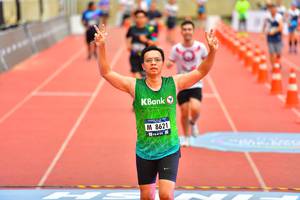 BIB: 8621
                            <button type="button" onclick="openModal(4615190)" class="btn btn-primary btn-sm float-right btn-popup" data-toggle="modal" data-target=".modal-high-quality">
                        <i class="fas fa-shopping-cart"></i> Add to Cart
                    </button>
                                            <button type="button" onclick="isThisMe(4615190, true)" class="btn btn-success btn-sm float-right btn-popup btn-isme hidden" data-toggle="tooltip" data-placement="bottom" title="นี่คือรูปของคุณใช่ไหม คลิกที่นี่เพื่อเอาเข้าอัลบั้ม">
                        <i class="fas fa-plus"></i> Add to album
                    </button>
                    <button type="button" onclick="isThisMe(4615190, false)" class="btn btn-warning btn-sm float-right btn-popup btn-isnotme hidden">
                        <i class="fas fa-ban"></i> Remove from album
                    </button>