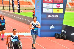 BIB: 2625, 2624
                            <button type="button" onclick="openModal(4582996)" class="btn btn-primary btn-sm float-right btn-popup" data-toggle="modal" data-target=".modal-high-quality">
                        <i class="fas fa-shopping-cart"></i> Add to Cart
                    </button>
                                            <button type="button" onclick="isThisMe(4582996, true)" class="btn btn-success btn-sm float-right btn-popup btn-isme hidden" data-toggle="tooltip" data-placement="bottom" title="นี่คือรูปของคุณใช่ไหม คลิกที่นี่เพื่อเอาเข้าอัลบั้ม">
                        <i class="fas fa-plus"></i> Add to album
                    </button>
                    <button type="button" onclick="isThisMe(4582996, false)" class="btn btn-warning btn-sm float-right btn-popup btn-isnotme hidden">
                        <i class="fas fa-ban"></i> Remove from album
                    </button>