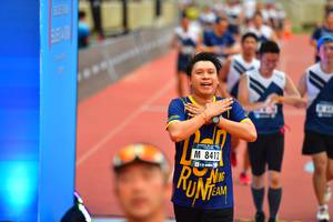 BIB: 8412
                            <button type="button" onclick="openModal(4602753)" class="btn btn-primary btn-sm float-right btn-popup" data-toggle="modal" data-target=".modal-high-quality">
                        <i class="fas fa-shopping-cart"></i> Add to Cart
                    </button>
                                            <button type="button" onclick="isThisMe(4602753, true)" class="btn btn-success btn-sm float-right btn-popup btn-isme hidden" data-toggle="tooltip" data-placement="bottom" title="นี่คือรูปของคุณใช่ไหม คลิกที่นี่เพื่อเอาเข้าอัลบั้ม">
                        <i class="fas fa-plus"></i> Add to album
                    </button>
                    <button type="button" onclick="isThisMe(4602753, false)" class="btn btn-warning btn-sm float-right btn-popup btn-isnotme hidden">
                        <i class="fas fa-ban"></i> Remove from album
                    </button>