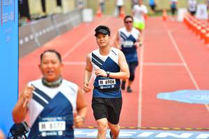 BIB: 6906, 5177
                            <button type="button" onclick="openModal(4587715)" class="btn btn-primary btn-sm float-right btn-popup" data-toggle="modal" data-target=".modal-high-quality">
                        <i class="fas fa-shopping-cart"></i> Add to Cart
                    </button>
                                            <button type="button" onclick="isThisMe(4587715, true)" class="btn btn-success btn-sm float-right btn-popup btn-isme hidden" data-toggle="tooltip" data-placement="bottom" title="นี่คือรูปของคุณใช่ไหม คลิกที่นี่เพื่อเอาเข้าอัลบั้ม">
                        <i class="fas fa-plus"></i> Add to album
                    </button>
                    <button type="button" onclick="isThisMe(4587715, false)" class="btn btn-warning btn-sm float-right btn-popup btn-isnotme hidden">
                        <i class="fas fa-ban"></i> Remove from album
                    </button>