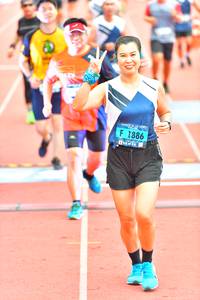 BIB: 1886
                            <button type="button" onclick="openModal(4623200)" class="btn btn-primary btn-sm float-right btn-popup" data-toggle="modal" data-target=".modal-high-quality">
                        <i class="fas fa-shopping-cart"></i> Add to Cart
                    </button>
                                            <button type="button" onclick="isThisMe(4623200, true)" class="btn btn-success btn-sm float-right btn-popup btn-isme hidden" data-toggle="tooltip" data-placement="bottom" title="นี่คือรูปของคุณใช่ไหม คลิกที่นี่เพื่อเอาเข้าอัลบั้ม">
                        <i class="fas fa-plus"></i> Add to album
                    </button>
                    <button type="button" onclick="isThisMe(4623200, false)" class="btn btn-warning btn-sm float-right btn-popup btn-isnotme hidden">
                        <i class="fas fa-ban"></i> Remove from album
                    </button>