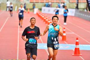 BIB: 2647, 515
                            <button type="button" onclick="openModal(4589857)" class="btn btn-primary btn-sm float-right btn-popup" data-toggle="modal" data-target=".modal-high-quality">
                        <i class="fas fa-shopping-cart"></i> Add to Cart
                    </button>
                                            <button type="button" onclick="isThisMe(4589857, true)" class="btn btn-success btn-sm float-right btn-popup btn-isme hidden" data-toggle="tooltip" data-placement="bottom" title="นี่คือรูปของคุณใช่ไหม คลิกที่นี่เพื่อเอาเข้าอัลบั้ม">
                        <i class="fas fa-plus"></i> Add to album
                    </button>
                    <button type="button" onclick="isThisMe(4589857, false)" class="btn btn-warning btn-sm float-right btn-popup btn-isnotme hidden">
                        <i class="fas fa-ban"></i> Remove from album
                    </button>