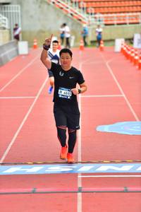 BIB: 6845
                            <button type="button" onclick="openModal(4588659)" class="btn btn-primary btn-sm float-right btn-popup" data-toggle="modal" data-target=".modal-high-quality">
                        <i class="fas fa-shopping-cart"></i> Add to Cart
                    </button>
                                            <button type="button" onclick="isThisMe(4588659, true)" class="btn btn-success btn-sm float-right btn-popup btn-isme hidden" data-toggle="tooltip" data-placement="bottom" title="นี่คือรูปของคุณใช่ไหม คลิกที่นี่เพื่อเอาเข้าอัลบั้ม">
                        <i class="fas fa-plus"></i> Add to album
                    </button>
                    <button type="button" onclick="isThisMe(4588659, false)" class="btn btn-warning btn-sm float-right btn-popup btn-isnotme hidden">
                        <i class="fas fa-ban"></i> Remove from album
                    </button>