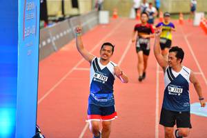 BIB: 7742, 7745
                            <button type="button" onclick="openModal(4607035)" class="btn btn-primary btn-sm float-right btn-popup" data-toggle="modal" data-target=".modal-high-quality">
                        <i class="fas fa-shopping-cart"></i> Add to Cart
                    </button>
                                            <button type="button" onclick="isThisMe(4607035, true)" class="btn btn-success btn-sm float-right btn-popup btn-isme hidden" data-toggle="tooltip" data-placement="bottom" title="นี่คือรูปของคุณใช่ไหม คลิกที่นี่เพื่อเอาเข้าอัลบั้ม">
                        <i class="fas fa-plus"></i> Add to album
                    </button>
                    <button type="button" onclick="isThisMe(4607035, false)" class="btn btn-warning btn-sm float-right btn-popup btn-isnotme hidden">
                        <i class="fas fa-ban"></i> Remove from album
                    </button>