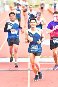 BIB: 5903
                            <button type="button" onclick="openModal(4622220)" class="btn btn-primary btn-sm float-right btn-popup" data-toggle="modal" data-target=".modal-high-quality">
                        <i class="fas fa-shopping-cart"></i> Add to Cart
                    </button>
                                            <button type="button" onclick="isThisMe(4622220, true)" class="btn btn-success btn-sm float-right btn-popup btn-isme hidden" data-toggle="tooltip" data-placement="bottom" title="นี่คือรูปของคุณใช่ไหม คลิกที่นี่เพื่อเอาเข้าอัลบั้ม">
                        <i class="fas fa-plus"></i> Add to album
                    </button>
                    <button type="button" onclick="isThisMe(4622220, false)" class="btn btn-warning btn-sm float-right btn-popup btn-isnotme hidden">
                        <i class="fas fa-ban"></i> Remove from album
                    </button>