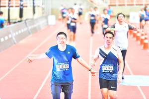 BIB: 8140, 7146
                            <button type="button" onclick="openModal(4623322)" class="btn btn-primary btn-sm float-right btn-popup" data-toggle="modal" data-target=".modal-high-quality">
                        <i class="fas fa-shopping-cart"></i> Add to Cart
                    </button>
                                            <button type="button" onclick="isThisMe(4623322, true)" class="btn btn-success btn-sm float-right btn-popup btn-isme hidden" data-toggle="tooltip" data-placement="bottom" title="นี่คือรูปของคุณใช่ไหม คลิกที่นี่เพื่อเอาเข้าอัลบั้ม">
                        <i class="fas fa-plus"></i> Add to album
                    </button>
                    <button type="button" onclick="isThisMe(4623322, false)" class="btn btn-warning btn-sm float-right btn-popup btn-isnotme hidden">
                        <i class="fas fa-ban"></i> Remove from album
                    </button>