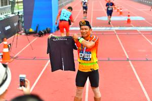 BIB: 5102
                            <button type="button" onclick="openModal(4588275)" class="btn btn-primary btn-sm float-right btn-popup" data-toggle="modal" data-target=".modal-high-quality">
                        <i class="fas fa-shopping-cart"></i> Add to Cart
                    </button>
                                            <button type="button" onclick="isThisMe(4588275, true)" class="btn btn-success btn-sm float-right btn-popup btn-isme hidden" data-toggle="tooltip" data-placement="bottom" title="นี่คือรูปของคุณใช่ไหม คลิกที่นี่เพื่อเอาเข้าอัลบั้ม">
                        <i class="fas fa-plus"></i> Add to album
                    </button>
                    <button type="button" onclick="isThisMe(4588275, false)" class="btn btn-warning btn-sm float-right btn-popup btn-isnotme hidden">
                        <i class="fas fa-ban"></i> Remove from album
                    </button>