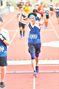 BIB: 5131, 063
                            <button type="button" onclick="openModal(4623136)" class="btn btn-primary btn-sm float-right btn-popup" data-toggle="modal" data-target=".modal-high-quality">
                        <i class="fas fa-shopping-cart"></i> Add to Cart
                    </button>
                                            <button type="button" onclick="isThisMe(4623136, true)" class="btn btn-success btn-sm float-right btn-popup btn-isme hidden" data-toggle="tooltip" data-placement="bottom" title="นี่คือรูปของคุณใช่ไหม คลิกที่นี่เพื่อเอาเข้าอัลบั้ม">
                        <i class="fas fa-plus"></i> Add to album
                    </button>
                    <button type="button" onclick="isThisMe(4623136, false)" class="btn btn-warning btn-sm float-right btn-popup btn-isnotme hidden">
                        <i class="fas fa-ban"></i> Remove from album
                    </button>