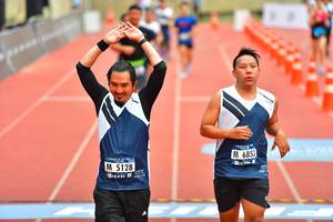 BIB: 5128
                            <button type="button" onclick="openModal(4587025)" class="btn btn-primary btn-sm float-right btn-popup" data-toggle="modal" data-target=".modal-high-quality">
                        <i class="fas fa-shopping-cart"></i> Add to Cart
                    </button>
                                            <button type="button" onclick="isThisMe(4587025, true)" class="btn btn-success btn-sm float-right btn-popup btn-isme hidden" data-toggle="tooltip" data-placement="bottom" title="นี่คือรูปของคุณใช่ไหม คลิกที่นี่เพื่อเอาเข้าอัลบั้ม">
                        <i class="fas fa-plus"></i> Add to album
                    </button>
                    <button type="button" onclick="isThisMe(4587025, false)" class="btn btn-warning btn-sm float-right btn-popup btn-isnotme hidden">
                        <i class="fas fa-ban"></i> Remove from album
                    </button>