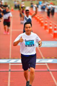 BIB: 1895
                            <button type="button" onclick="openModal(4606111)" class="btn btn-primary btn-sm float-right btn-popup" data-toggle="modal" data-target=".modal-high-quality">
                        <i class="fas fa-shopping-cart"></i> Add to Cart
                    </button>
                                            <button type="button" onclick="isThisMe(4606111, true)" class="btn btn-success btn-sm float-right btn-popup btn-isme hidden" data-toggle="tooltip" data-placement="bottom" title="นี่คือรูปของคุณใช่ไหม คลิกที่นี่เพื่อเอาเข้าอัลบั้ม">
                        <i class="fas fa-plus"></i> Add to album
                    </button>
                    <button type="button" onclick="isThisMe(4606111, false)" class="btn btn-warning btn-sm float-right btn-popup btn-isnotme hidden">
                        <i class="fas fa-ban"></i> Remove from album
                    </button>