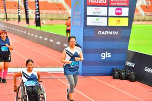 BIB: 2625, 2624
                            <button type="button" onclick="openModal(4583002)" class="btn btn-primary btn-sm float-right btn-popup" data-toggle="modal" data-target=".modal-high-quality">
                        <i class="fas fa-shopping-cart"></i> Add to Cart
                    </button>
                                            <button type="button" onclick="isThisMe(4583002, true)" class="btn btn-success btn-sm float-right btn-popup btn-isme hidden" data-toggle="tooltip" data-placement="bottom" title="นี่คือรูปของคุณใช่ไหม คลิกที่นี่เพื่อเอาเข้าอัลบั้ม">
                        <i class="fas fa-plus"></i> Add to album
                    </button>
                    <button type="button" onclick="isThisMe(4583002, false)" class="btn btn-warning btn-sm float-right btn-popup btn-isnotme hidden">
                        <i class="fas fa-ban"></i> Remove from album
                    </button>