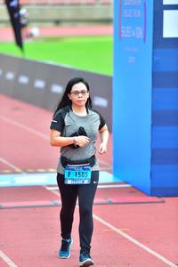 BIB: 1585
                            <button type="button" onclick="openModal(4592672)" class="btn btn-primary btn-sm float-right btn-popup" data-toggle="modal" data-target=".modal-high-quality">
                        <i class="fas fa-shopping-cart"></i> Add to Cart
                    </button>
                                            <button type="button" onclick="isThisMe(4592672, true)" class="btn btn-success btn-sm float-right btn-popup btn-isme hidden" data-toggle="tooltip" data-placement="bottom" title="นี่คือรูปของคุณใช่ไหม คลิกที่นี่เพื่อเอาเข้าอัลบั้ม">
                        <i class="fas fa-plus"></i> Add to album
                    </button>
                    <button type="button" onclick="isThisMe(4592672, false)" class="btn btn-warning btn-sm float-right btn-popup btn-isnotme hidden">
                        <i class="fas fa-ban"></i> Remove from album
                    </button>