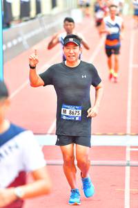 BIB: 8675
                            <button type="button" onclick="openModal(4622918)" class="btn btn-primary btn-sm float-right btn-popup" data-toggle="modal" data-target=".modal-high-quality">
                        <i class="fas fa-shopping-cart"></i> Add to Cart
                    </button>
                                            <button type="button" onclick="isThisMe(4622918, true)" class="btn btn-success btn-sm float-right btn-popup btn-isme hidden" data-toggle="tooltip" data-placement="bottom" title="นี่คือรูปของคุณใช่ไหม คลิกที่นี่เพื่อเอาเข้าอัลบั้ม">
                        <i class="fas fa-plus"></i> Add to album
                    </button>
                    <button type="button" onclick="isThisMe(4622918, false)" class="btn btn-warning btn-sm float-right btn-popup btn-isnotme hidden">
                        <i class="fas fa-ban"></i> Remove from album
                    </button>