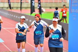 BIB: 2529, 1614
                            <button type="button" onclick="openModal(4593330)" class="btn btn-primary btn-sm float-right btn-popup" data-toggle="modal" data-target=".modal-high-quality">
                        <i class="fas fa-shopping-cart"></i> Add to Cart
                    </button>
                                            <button type="button" onclick="isThisMe(4593330, true)" class="btn btn-success btn-sm float-right btn-popup btn-isme hidden" data-toggle="tooltip" data-placement="bottom" title="นี่คือรูปของคุณใช่ไหม คลิกที่นี่เพื่อเอาเข้าอัลบั้ม">
                        <i class="fas fa-plus"></i> Add to album
                    </button>
                    <button type="button" onclick="isThisMe(4593330, false)" class="btn btn-warning btn-sm float-right btn-popup btn-isnotme hidden">
                        <i class="fas fa-ban"></i> Remove from album
                    </button>