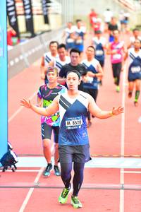 BIB: 8520
                            <button type="button" onclick="openModal(4616247)" class="btn btn-primary btn-sm float-right btn-popup" data-toggle="modal" data-target=".modal-high-quality">
                        <i class="fas fa-shopping-cart"></i> Add to Cart
                    </button>
                                            <button type="button" onclick="isThisMe(4616247, true)" class="btn btn-success btn-sm float-right btn-popup btn-isme hidden" data-toggle="tooltip" data-placement="bottom" title="นี่คือรูปของคุณใช่ไหม คลิกที่นี่เพื่อเอาเข้าอัลบั้ม">
                        <i class="fas fa-plus"></i> Add to album
                    </button>
                    <button type="button" onclick="isThisMe(4616247, false)" class="btn btn-warning btn-sm float-right btn-popup btn-isnotme hidden">
                        <i class="fas fa-ban"></i> Remove from album
                    </button>