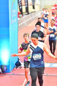 BIB: 8520
                            <button type="button" onclick="openModal(4616311)" class="btn btn-primary btn-sm float-right btn-popup" data-toggle="modal" data-target=".modal-high-quality">
                        <i class="fas fa-shopping-cart"></i> Add to Cart
                    </button>
                                            <button type="button" onclick="isThisMe(4616311, true)" class="btn btn-success btn-sm float-right btn-popup btn-isme hidden" data-toggle="tooltip" data-placement="bottom" title="นี่คือรูปของคุณใช่ไหม คลิกที่นี่เพื่อเอาเข้าอัลบั้ม">
                        <i class="fas fa-plus"></i> Add to album
                    </button>
                    <button type="button" onclick="isThisMe(4616311, false)" class="btn btn-warning btn-sm float-right btn-popup btn-isnotme hidden">
                        <i class="fas fa-ban"></i> Remove from album
                    </button>