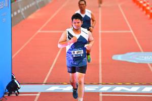 BIB: 6921
                            <button type="button" onclick="openModal(4607273)" class="btn btn-primary btn-sm float-right btn-popup" data-toggle="modal" data-target=".modal-high-quality">
                        <i class="fas fa-shopping-cart"></i> Add to Cart
                    </button>
                                            <button type="button" onclick="isThisMe(4607273, true)" class="btn btn-success btn-sm float-right btn-popup btn-isme hidden" data-toggle="tooltip" data-placement="bottom" title="นี่คือรูปของคุณใช่ไหม คลิกที่นี่เพื่อเอาเข้าอัลบั้ม">
                        <i class="fas fa-plus"></i> Add to album
                    </button>
                    <button type="button" onclick="isThisMe(4607273, false)" class="btn btn-warning btn-sm float-right btn-popup btn-isnotme hidden">
                        <i class="fas fa-ban"></i> Remove from album
                    </button>