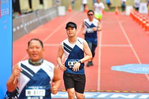 BIB: 5177
                            <button type="button" onclick="openModal(4587737)" class="btn btn-primary btn-sm float-right btn-popup" data-toggle="modal" data-target=".modal-high-quality">
                        <i class="fas fa-shopping-cart"></i> Add to Cart
                    </button>
                                            <button type="button" onclick="isThisMe(4587737, true)" class="btn btn-success btn-sm float-right btn-popup btn-isme hidden" data-toggle="tooltip" data-placement="bottom" title="นี่คือรูปของคุณใช่ไหม คลิกที่นี่เพื่อเอาเข้าอัลบั้ม">
                        <i class="fas fa-plus"></i> Add to album
                    </button>
                    <button type="button" onclick="isThisMe(4587737, false)" class="btn btn-warning btn-sm float-right btn-popup btn-isnotme hidden">
                        <i class="fas fa-ban"></i> Remove from album
                    </button>