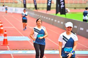 BIB: 1824, 2530
                            <button type="button" onclick="openModal(4593382)" class="btn btn-primary btn-sm float-right btn-popup" data-toggle="modal" data-target=".modal-high-quality">
                        <i class="fas fa-shopping-cart"></i> Add to Cart
                    </button>
                                            <button type="button" onclick="isThisMe(4593382, true)" class="btn btn-success btn-sm float-right btn-popup btn-isme hidden" data-toggle="tooltip" data-placement="bottom" title="นี่คือรูปของคุณใช่ไหม คลิกที่นี่เพื่อเอาเข้าอัลบั้ม">
                        <i class="fas fa-plus"></i> Add to album
                    </button>
                    <button type="button" onclick="isThisMe(4593382, false)" class="btn btn-warning btn-sm float-right btn-popup btn-isnotme hidden">
                        <i class="fas fa-ban"></i> Remove from album
                    </button>