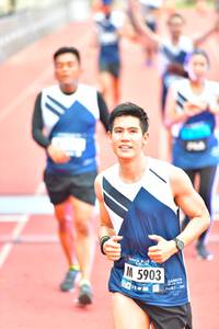 BIB: 5903
                            <button type="button" onclick="openModal(4622273)" class="btn btn-primary btn-sm float-right btn-popup" data-toggle="modal" data-target=".modal-high-quality">
                        <i class="fas fa-shopping-cart"></i> Add to Cart
                    </button>
                                            <button type="button" onclick="isThisMe(4622273, true)" class="btn btn-success btn-sm float-right btn-popup btn-isme hidden" data-toggle="tooltip" data-placement="bottom" title="นี่คือรูปของคุณใช่ไหม คลิกที่นี่เพื่อเอาเข้าอัลบั้ม">
                        <i class="fas fa-plus"></i> Add to album
                    </button>
                    <button type="button" onclick="isThisMe(4622273, false)" class="btn btn-warning btn-sm float-right btn-popup btn-isnotme hidden">
                        <i class="fas fa-ban"></i> Remove from album
                    </button>