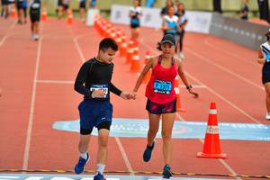 BIB: 1371
                            <button type="button" onclick="openModal(4595545)" class="btn btn-primary btn-sm float-right btn-popup" data-toggle="modal" data-target=".modal-high-quality">
                        <i class="fas fa-shopping-cart"></i> Add to Cart
                    </button>
                                            <button type="button" onclick="isThisMe(4595545, true)" class="btn btn-success btn-sm float-right btn-popup btn-isme hidden" data-toggle="tooltip" data-placement="bottom" title="นี่คือรูปของคุณใช่ไหม คลิกที่นี่เพื่อเอาเข้าอัลบั้ม">
                        <i class="fas fa-plus"></i> Add to album
                    </button>
                    <button type="button" onclick="isThisMe(4595545, false)" class="btn btn-warning btn-sm float-right btn-popup btn-isnotme hidden">
                        <i class="fas fa-ban"></i> Remove from album
                    </button>