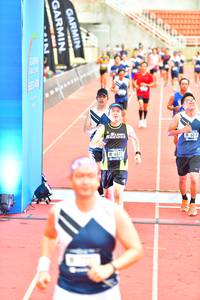 BIB: 6877
                            <button type="button" onclick="openModal(4617067)" class="btn btn-primary btn-sm float-right btn-popup" data-toggle="modal" data-target=".modal-high-quality">
                        <i class="fas fa-shopping-cart"></i> Add to Cart
                    </button>
                                            <button type="button" onclick="isThisMe(4617067, true)" class="btn btn-success btn-sm float-right btn-popup btn-isme hidden" data-toggle="tooltip" data-placement="bottom" title="นี่คือรูปของคุณใช่ไหม คลิกที่นี่เพื่อเอาเข้าอัลบั้ม">
                        <i class="fas fa-plus"></i> Add to album
                    </button>
                    <button type="button" onclick="isThisMe(4617067, false)" class="btn btn-warning btn-sm float-right btn-popup btn-isnotme hidden">
                        <i class="fas fa-ban"></i> Remove from album
                    </button>