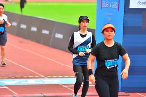 BIB: 2019, 1893
                            <button type="button" onclick="openModal(4590474)" class="btn btn-primary btn-sm float-right btn-popup" data-toggle="modal" data-target=".modal-high-quality">
                        <i class="fas fa-shopping-cart"></i> Add to Cart
                    </button>
                                            <button type="button" onclick="isThisMe(4590474, true)" class="btn btn-success btn-sm float-right btn-popup btn-isme hidden" data-toggle="tooltip" data-placement="bottom" title="นี่คือรูปของคุณใช่ไหม คลิกที่นี่เพื่อเอาเข้าอัลบั้ม">
                        <i class="fas fa-plus"></i> Add to album
                    </button>
                    <button type="button" onclick="isThisMe(4590474, false)" class="btn btn-warning btn-sm float-right btn-popup btn-isnotme hidden">
                        <i class="fas fa-ban"></i> Remove from album
                    </button>