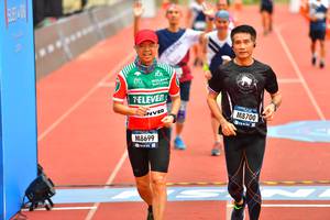 BIB: 8700, 8699
                            <button type="button" onclick="openModal(4588396)" class="btn btn-primary btn-sm float-right btn-popup" data-toggle="modal" data-target=".modal-high-quality">
                        <i class="fas fa-shopping-cart"></i> Add to Cart
                    </button>
                                            <button type="button" onclick="isThisMe(4588396, true)" class="btn btn-success btn-sm float-right btn-popup btn-isme hidden" data-toggle="tooltip" data-placement="bottom" title="นี่คือรูปของคุณใช่ไหม คลิกที่นี่เพื่อเอาเข้าอัลบั้ม">
                        <i class="fas fa-plus"></i> Add to album
                    </button>
                    <button type="button" onclick="isThisMe(4588396, false)" class="btn btn-warning btn-sm float-right btn-popup btn-isnotme hidden">
                        <i class="fas fa-ban"></i> Remove from album
                    </button>