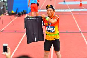 BIB: 5102
                            <button type="button" onclick="openModal(4588260)" class="btn btn-primary btn-sm float-right btn-popup" data-toggle="modal" data-target=".modal-high-quality">
                        <i class="fas fa-shopping-cart"></i> Add to Cart
                    </button>
                                            <button type="button" onclick="isThisMe(4588260, true)" class="btn btn-success btn-sm float-right btn-popup btn-isme hidden" data-toggle="tooltip" data-placement="bottom" title="นี่คือรูปของคุณใช่ไหม คลิกที่นี่เพื่อเอาเข้าอัลบั้ม">
                        <i class="fas fa-plus"></i> Add to album
                    </button>
                    <button type="button" onclick="isThisMe(4588260, false)" class="btn btn-warning btn-sm float-right btn-popup btn-isnotme hidden">
                        <i class="fas fa-ban"></i> Remove from album
                    </button>