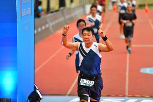 BIB: 5923
                            <button type="button" onclick="openModal(4601832)" class="btn btn-primary btn-sm float-right btn-popup" data-toggle="modal" data-target=".modal-high-quality">
                        <i class="fas fa-shopping-cart"></i> Add to Cart
                    </button>
                                            <button type="button" onclick="isThisMe(4601832, true)" class="btn btn-success btn-sm float-right btn-popup btn-isme hidden" data-toggle="tooltip" data-placement="bottom" title="นี่คือรูปของคุณใช่ไหม คลิกที่นี่เพื่อเอาเข้าอัลบั้ม">
                        <i class="fas fa-plus"></i> Add to album
                    </button>
                    <button type="button" onclick="isThisMe(4601832, false)" class="btn btn-warning btn-sm float-right btn-popup btn-isnotme hidden">
                        <i class="fas fa-ban"></i> Remove from album
                    </button>