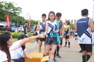 BIB: 868
                            <button type="button" onclick="openModal(4622121)" class="btn btn-primary btn-sm float-right btn-popup" data-toggle="modal" data-target=".modal-high-quality">
                        <i class="fas fa-shopping-cart"></i> Add to Cart
                    </button>
                                            <button type="button" onclick="isThisMe(4622121, true)" class="btn btn-success btn-sm float-right btn-popup btn-isme hidden" data-toggle="tooltip" data-placement="bottom" title="นี่คือรูปของคุณใช่ไหม คลิกที่นี่เพื่อเอาเข้าอัลบั้ม">
                        <i class="fas fa-plus"></i> Add to album
                    </button>
                    <button type="button" onclick="isThisMe(4622121, false)" class="btn btn-warning btn-sm float-right btn-popup btn-isnotme hidden">
                        <i class="fas fa-ban"></i> Remove from album
                    </button>